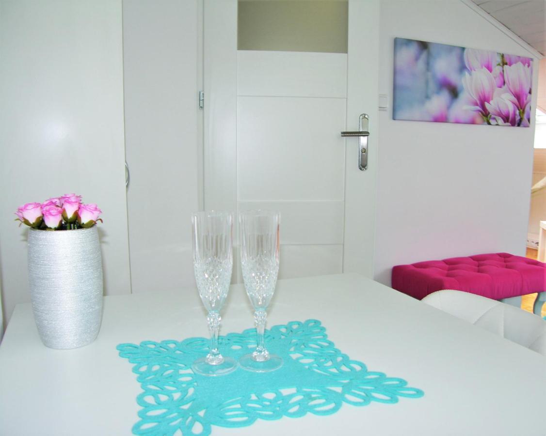 Kaliny Apartamenty Wanny Z Hydromasazem Chorzów Exteriér fotografie