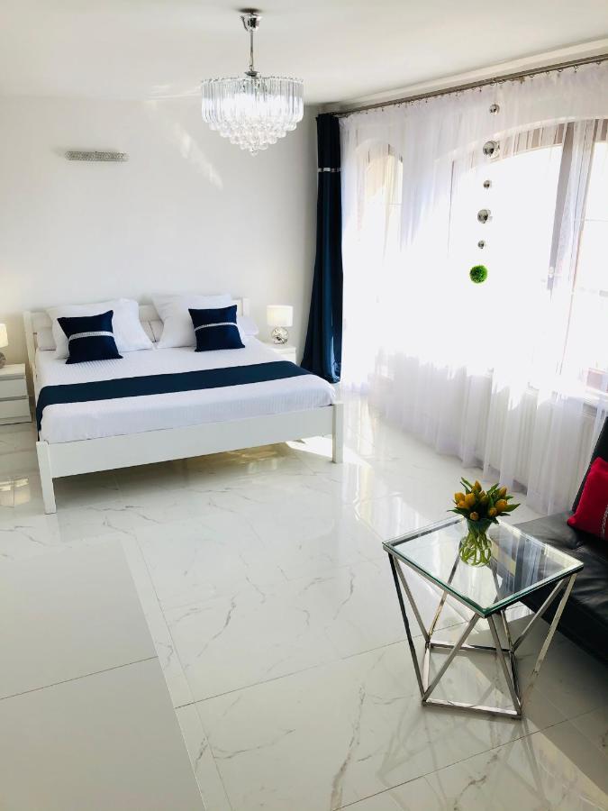 Kaliny Apartamenty Wanny Z Hydromasazem Chorzów Exteriér fotografie